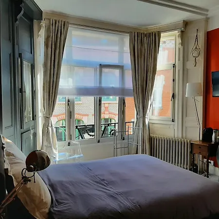 La 30 Bed & Breakfast Lille
