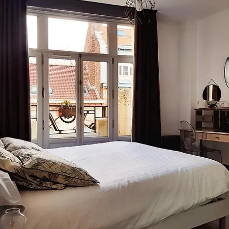 La 30 Bed & Breakfast Lille